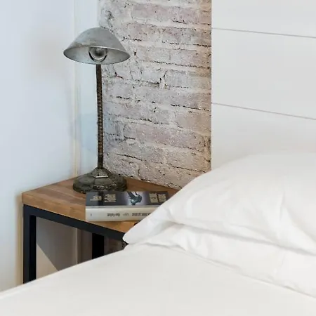 Lovely Loft Near Center Apartment *