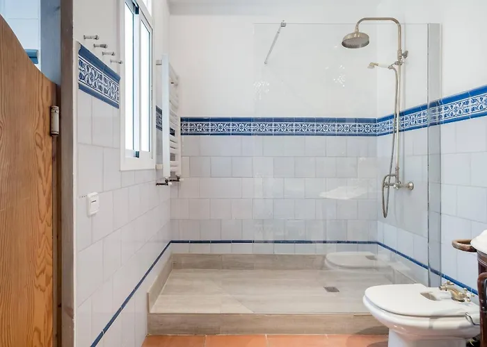 Lovely Loft Near Center *