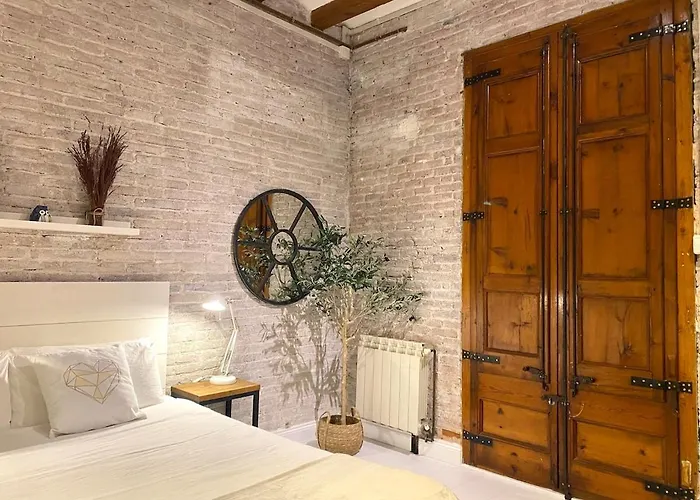 Lovely Loft Near Center شقة *