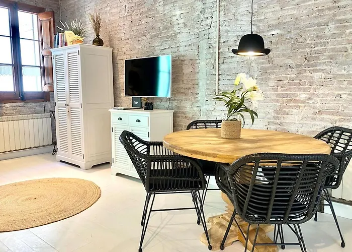 Lovely Loft Near Center برشلونة